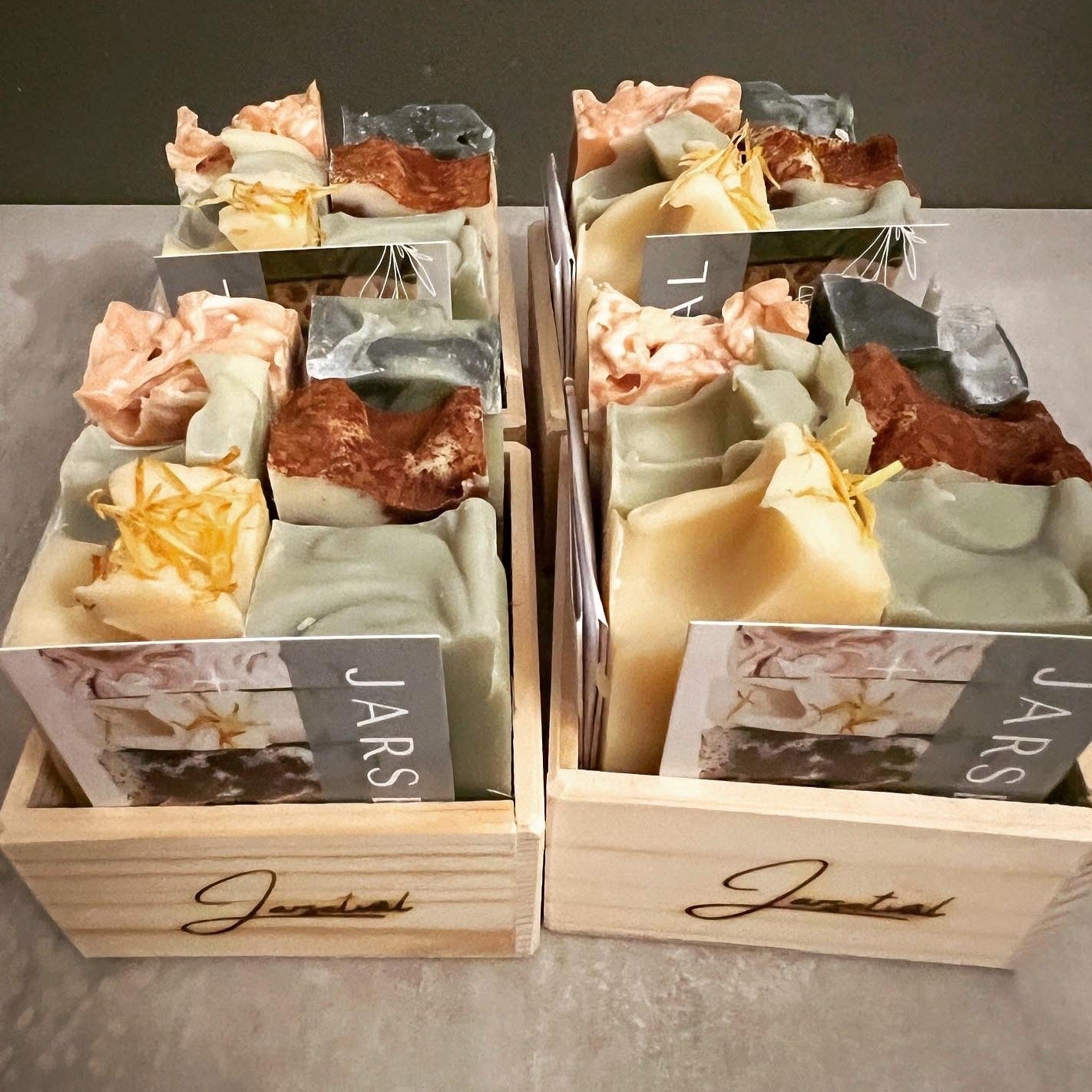 Presentlåda: 6 halva veganska tvålar