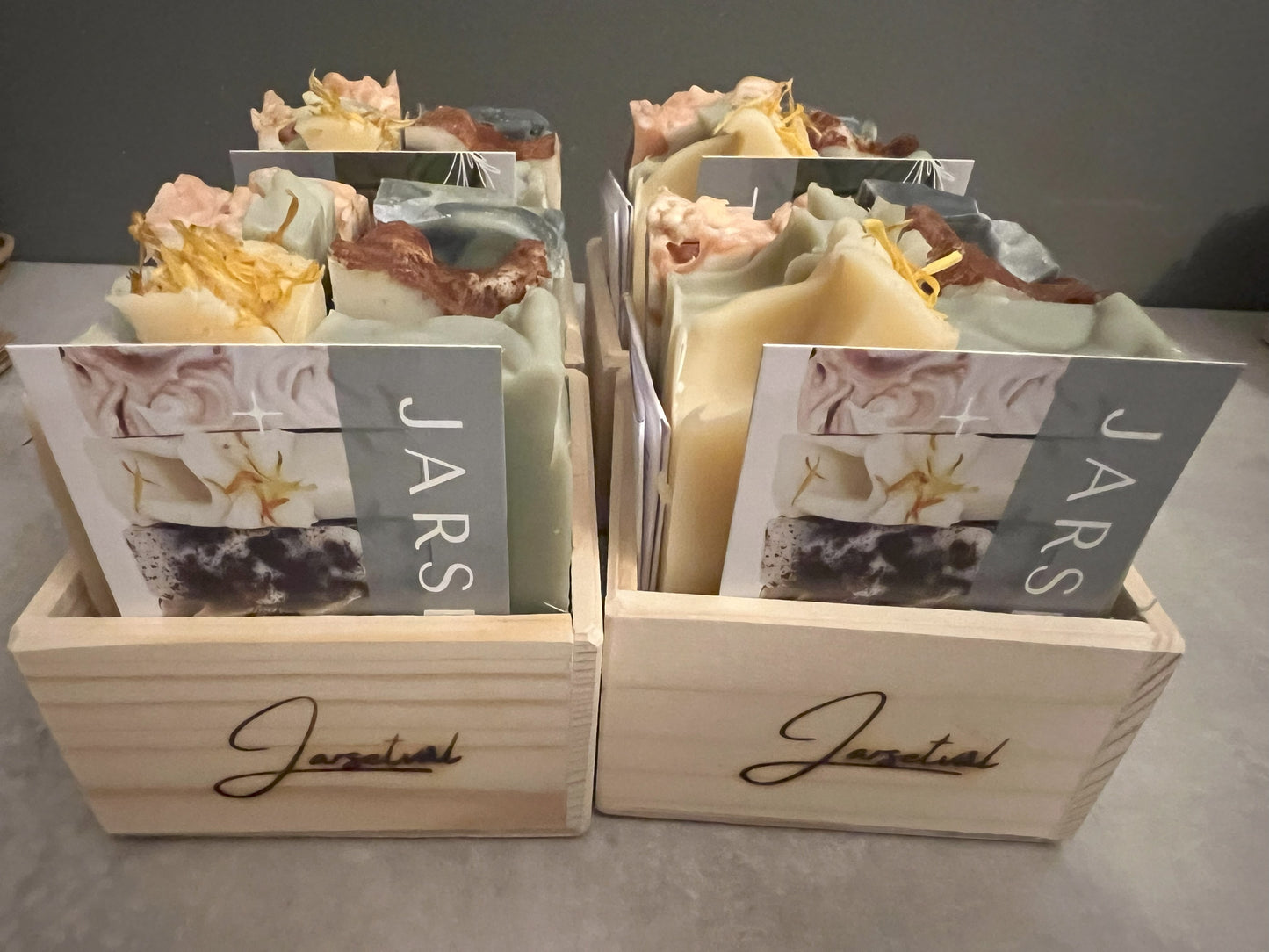 Presentlåda: 6 halva veganska tvålar